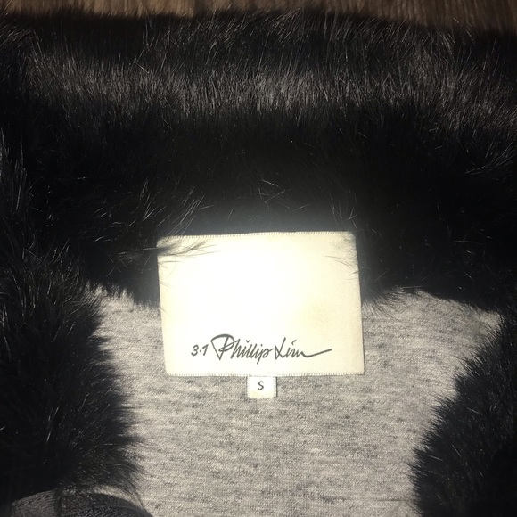 3.1 Phillip Lim Grey Coat with Fur Collar - Picture 5 of 8